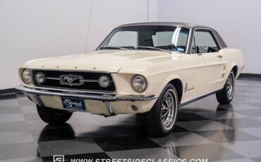 Unknown-Mustang-1967-Wimbledon-White-Black-15