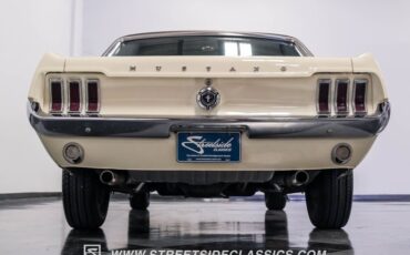 Unknown-Mustang-1967-Wimbledon-White-Black-28