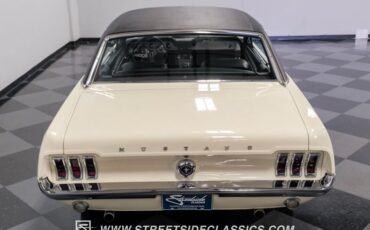 Unknown-Mustang-1967-Wimbledon-White-Black-30