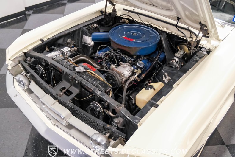 Unknown-Mustang-1967-Wimbledon-White-Black-33