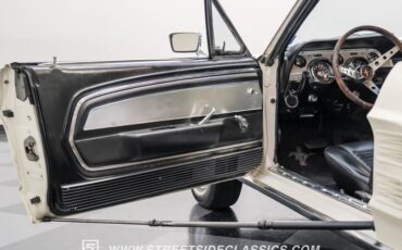 Unknown-Mustang-1967-Wimbledon-White-Black-38