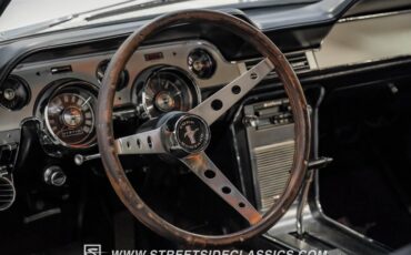 Unknown-Mustang-1967-Wimbledon-White-Black-41