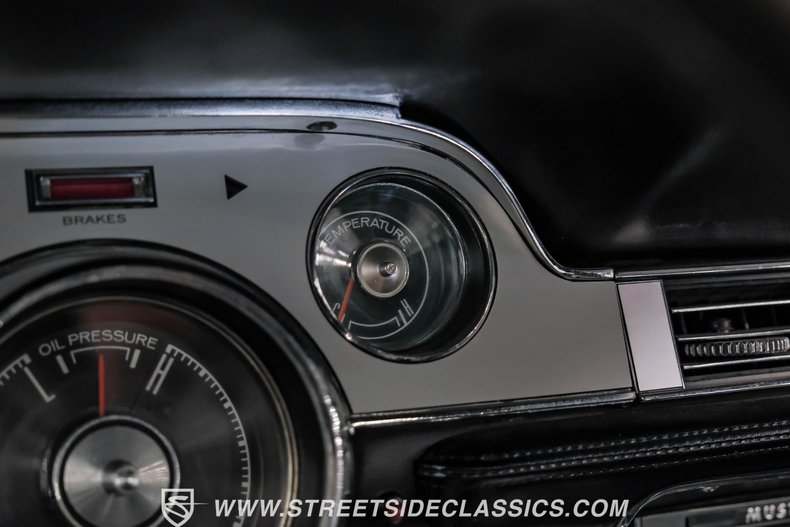 Unknown-Mustang-1967-Wimbledon-White-Black-45