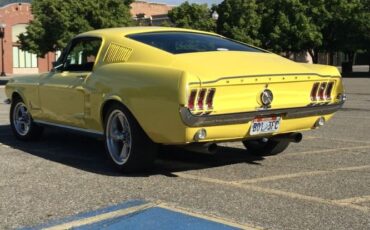 Unknown-Mustang-1967-Yellow-Black-1