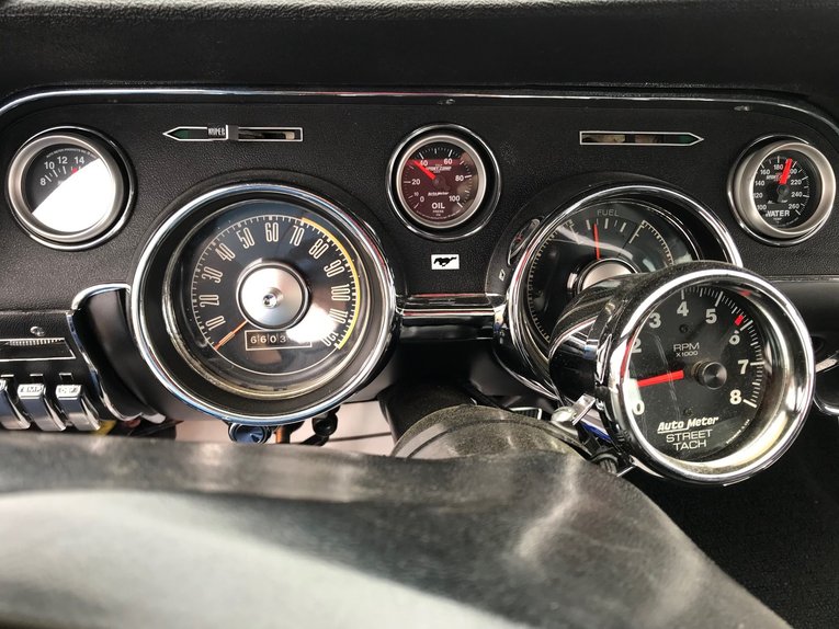 Unknown-Mustang-1968-Black-Black-11