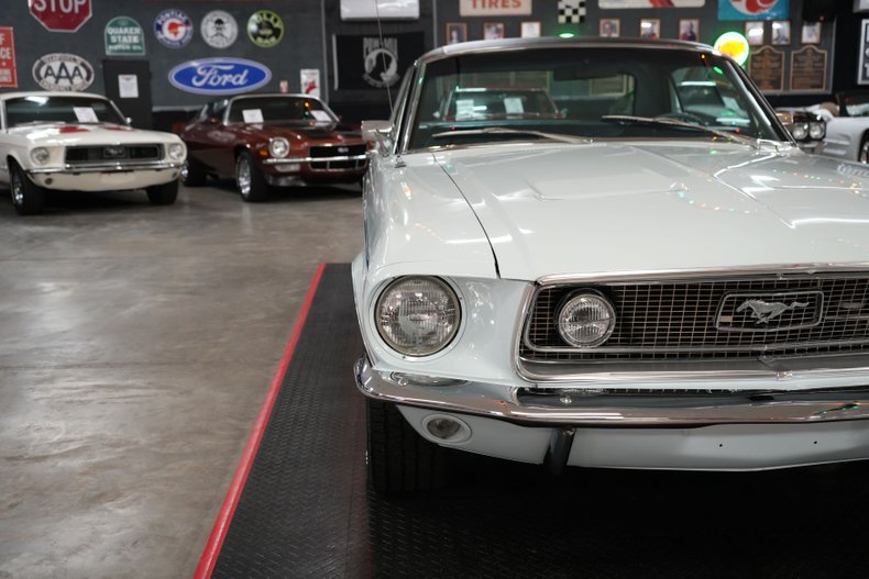 Unknown-Mustang-1968-Blue-14