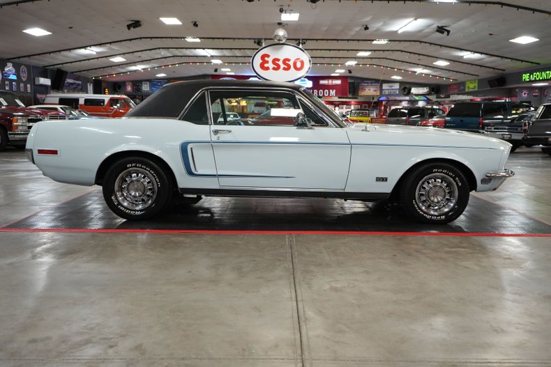 Unknown-Mustang-1968-Blue-28