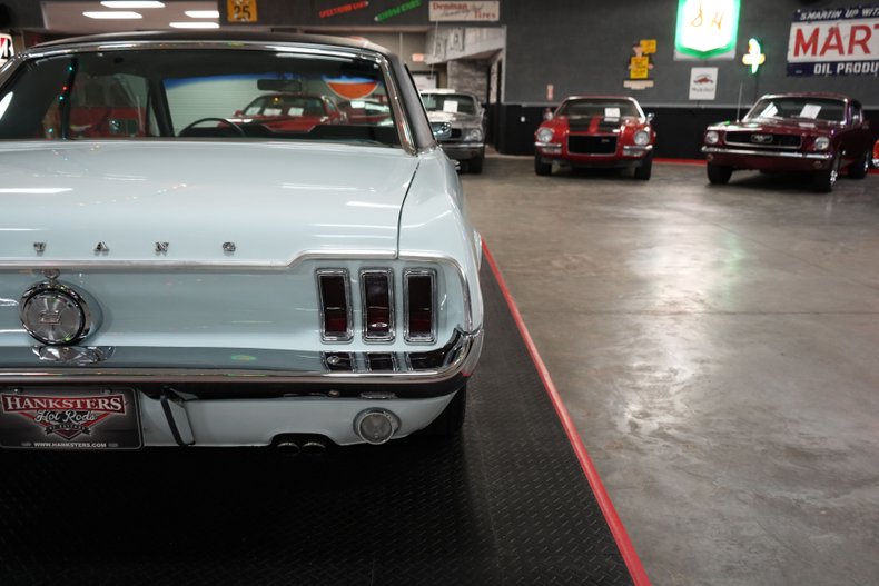 Unknown-Mustang-1968-Blue-46