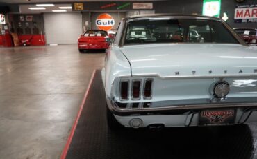 Unknown-Mustang-1968-Blue-47