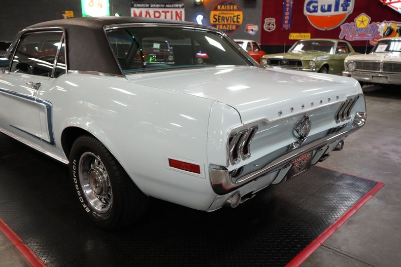 Unknown-Mustang-1968-Blue-48