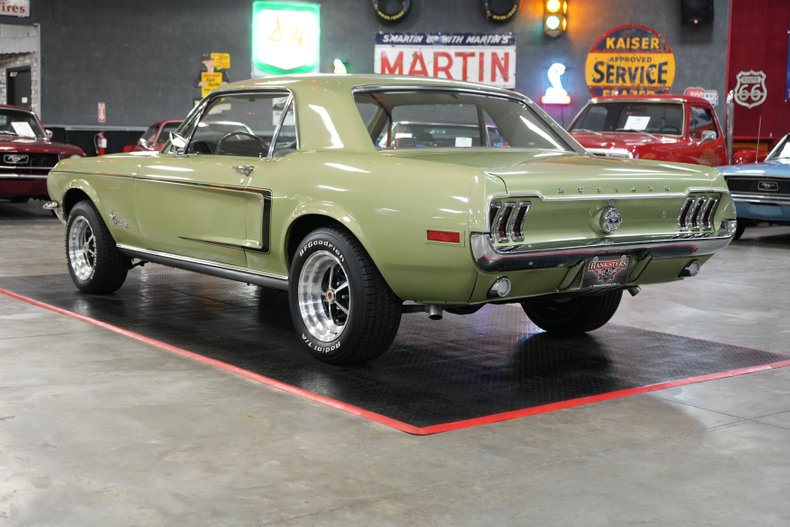 Unknown-Mustang-1968-Blue-76