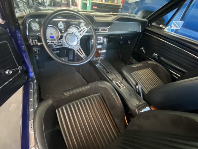 Unknown-Mustang-1968-Blue-Black-12