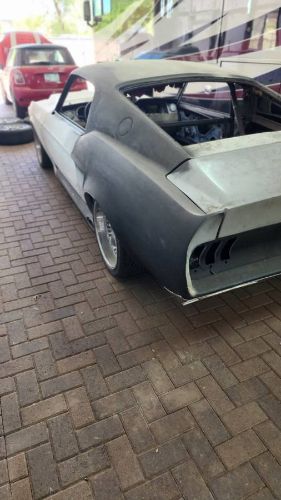 Unknown-Mustang-1968-Gray-2