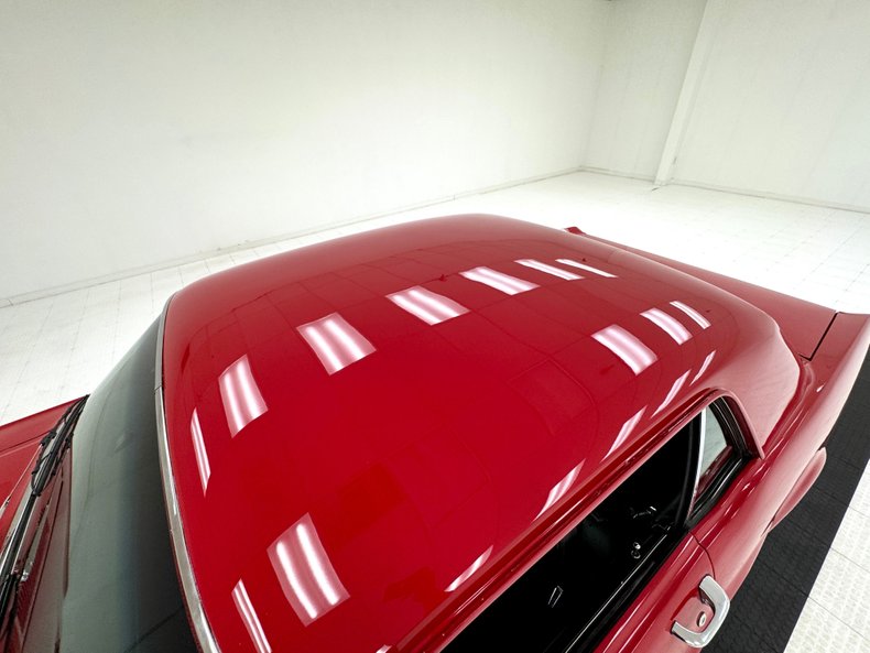 Unknown-Mustang-1968-Rangoon-Red-Black-20