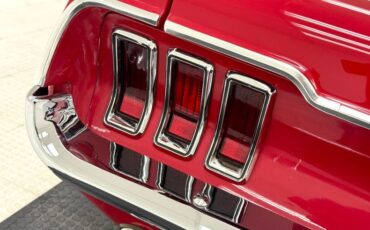 Unknown-Mustang-1968-Rangoon-Red-Black-23