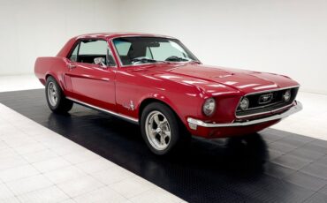 Unknown-Mustang-1968-Rangoon-Red-Black-5