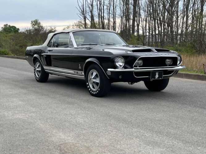 Unknown-Mustang-1968-Raven-BlackWhite-To-Black-6