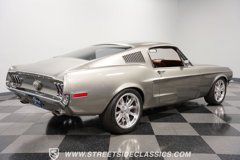 Unknown-Mustang-1968-Vapor-Silver-Cognac-14