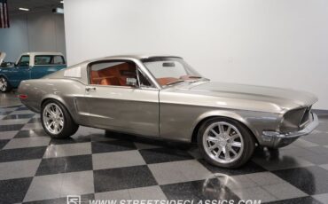 Unknown-Mustang-1968-Vapor-Silver-Cognac-17