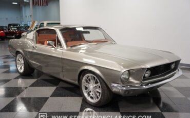 Unknown-Mustang-1968-Vapor-Silver-Cognac-18
