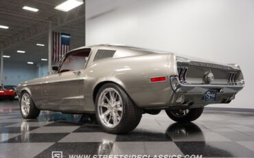 Unknown-Mustang-1968-Vapor-Silver-Cognac-23