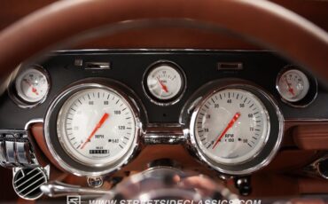 Unknown-Mustang-1968-Vapor-Silver-Cognac-41