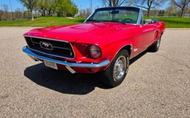 Unknown-Mustang-1968-red-black-1