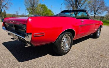 Unknown-Mustang-1968-red-black-14
