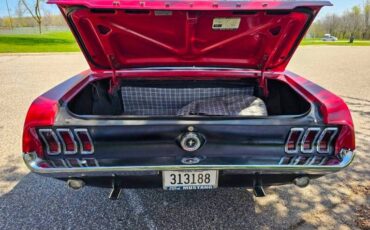 Unknown-Mustang-1968-red-black-34