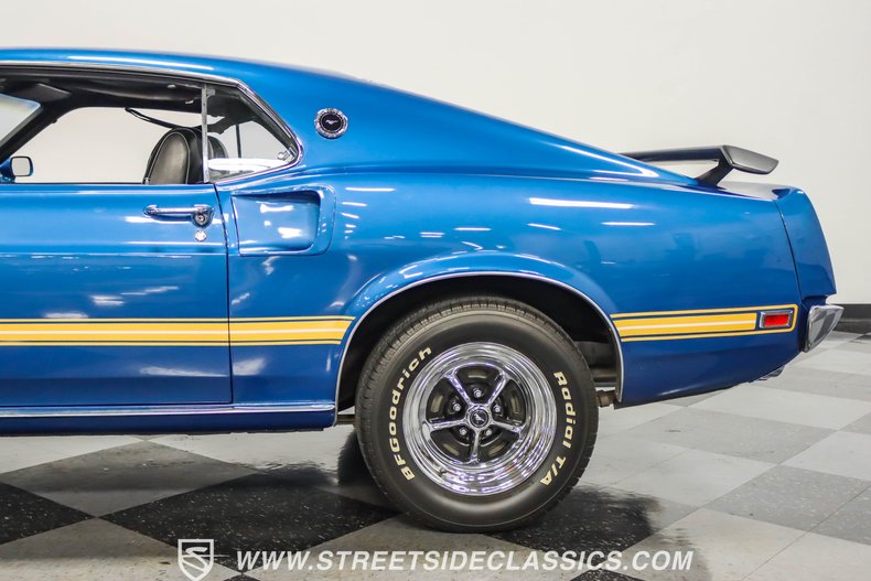 Unknown-Mustang-1969-Acapulco-Blue-Black-4