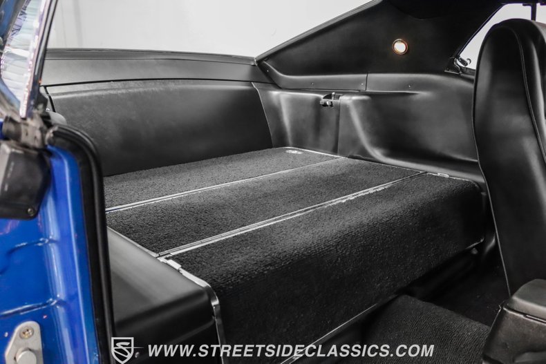 Unknown-Mustang-1969-Acapulco-Blue-Black-43