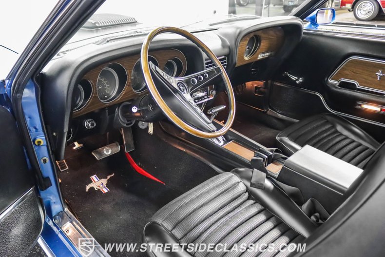 Unknown-Mustang-1969-Acapulco-Blue-Black-45