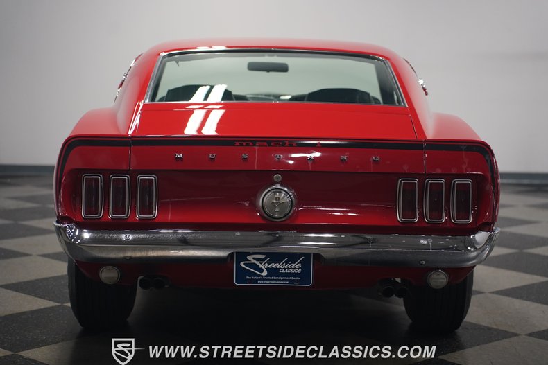 Unknown-Mustang-1969-Candy-Apple-Red-Black-19