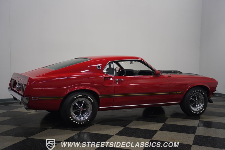 Unknown-Mustang-1969-Candy-Apple-Red-Black-22