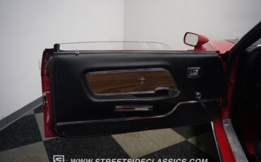 Unknown-Mustang-1969-Candy-Apple-Red-Black-45