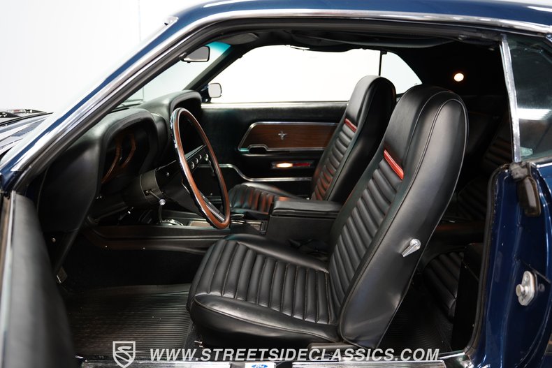Unknown-Mustang-1969-Dark-Blue-Black-37