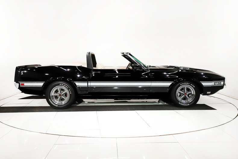 Unknown-Mustang-1969-Raven-Black-White-21