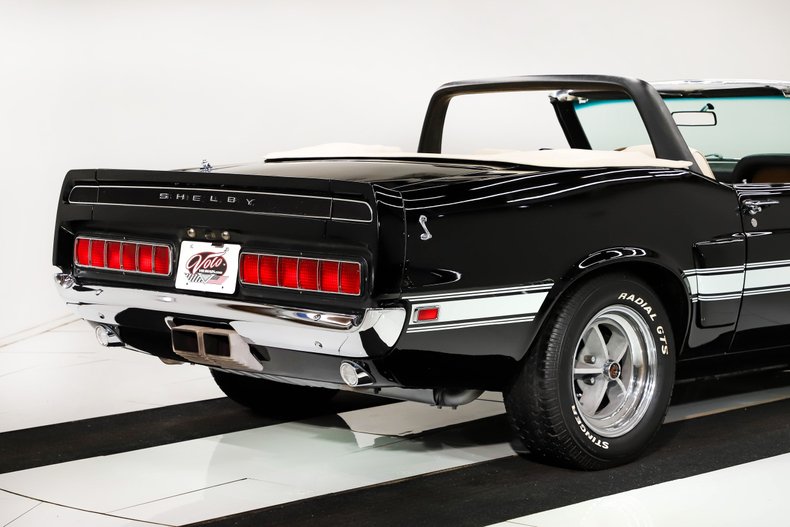 Unknown-Mustang-1969-Raven-Black-White-28