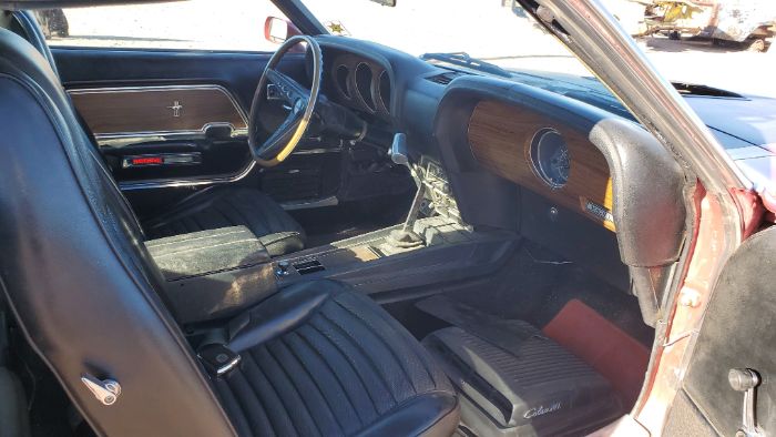 Unknown-Mustang-1969-Red-4
