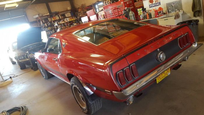 Unknown-Mustang-1969-Red-7