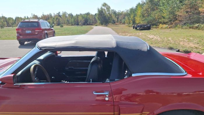 Unknown-Mustang-1969-Red-Black-16