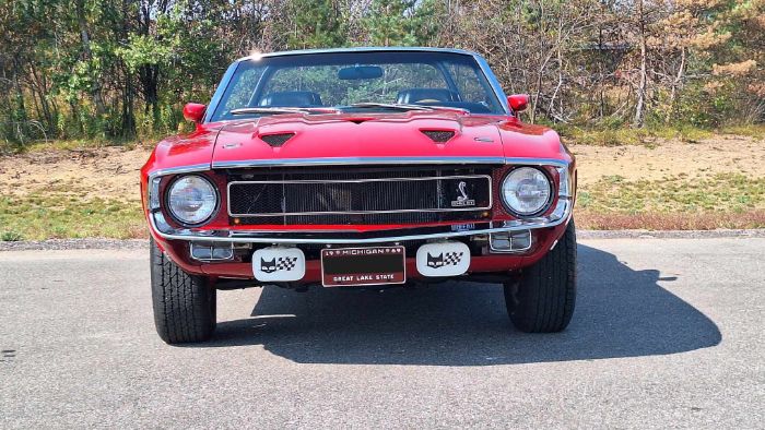 Unknown-Mustang-1969-Red-Black-3