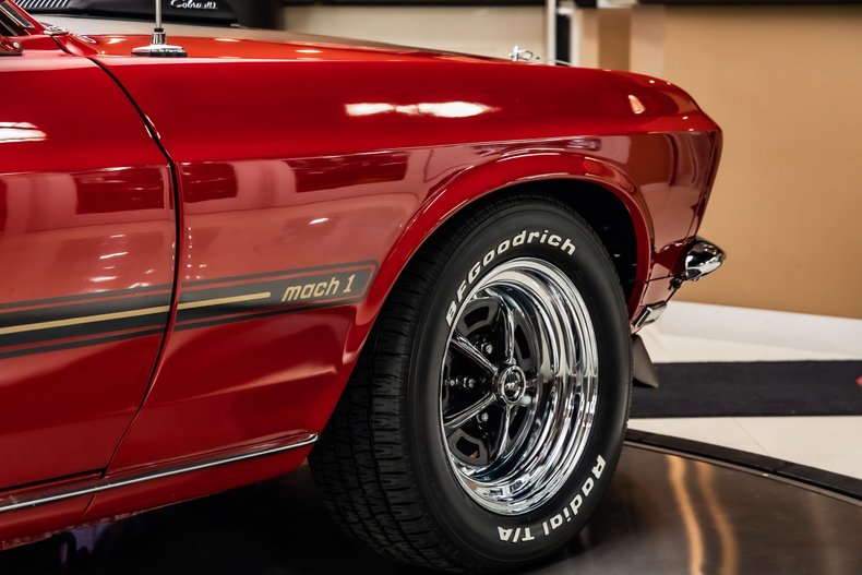 Unknown-Mustang-1969-Red-White-12