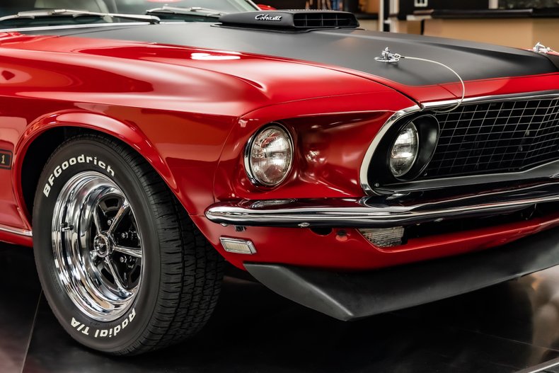 Unknown-Mustang-1969-Red-White-32