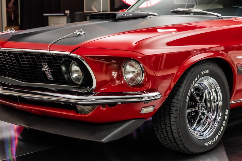 Unknown-Mustang-1969-Red-White-40