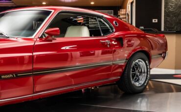Unknown-Mustang-1969-Red-White-41