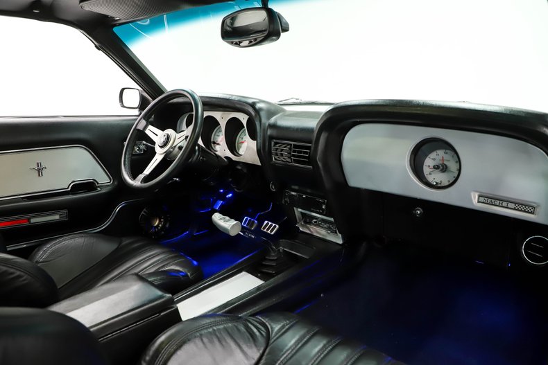 Unknown-Mustang-1969-Two-Tone-Gray-Black-36