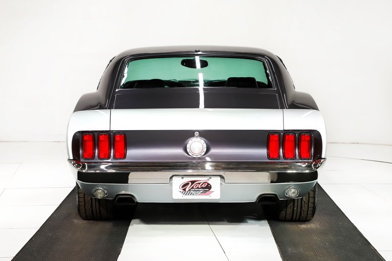 Unknown-Mustang-1969-Two-Tone-Gray-Black-46