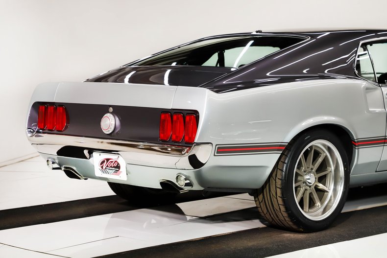 Unknown-Mustang-1969-Two-Tone-Gray-Black-7
