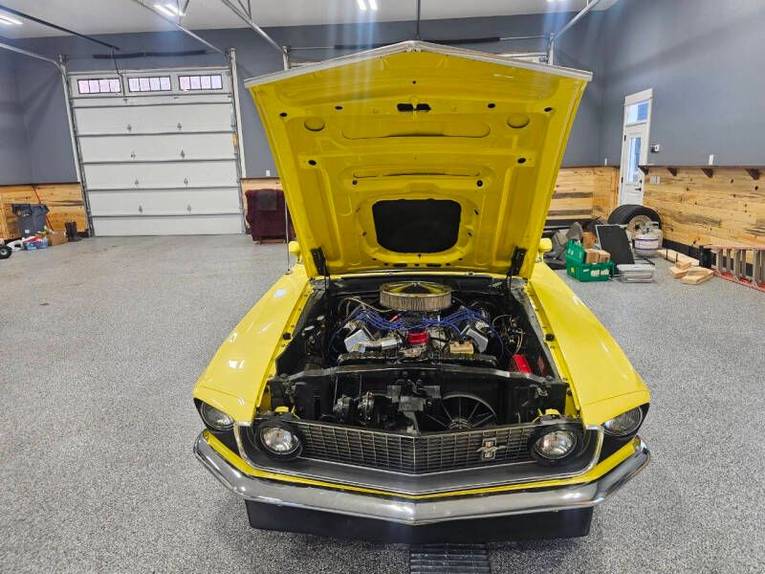 Unknown-Mustang-1969-yellow-black-19